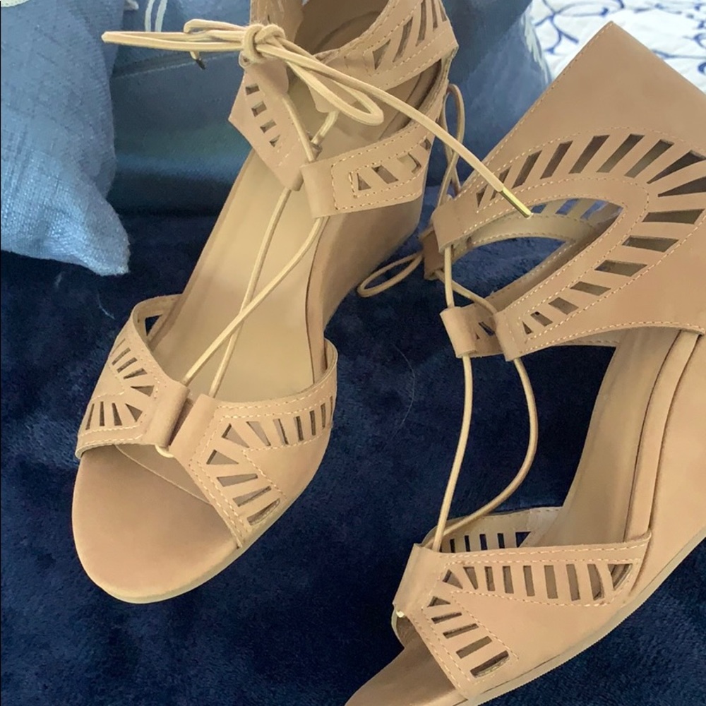tie up heels
